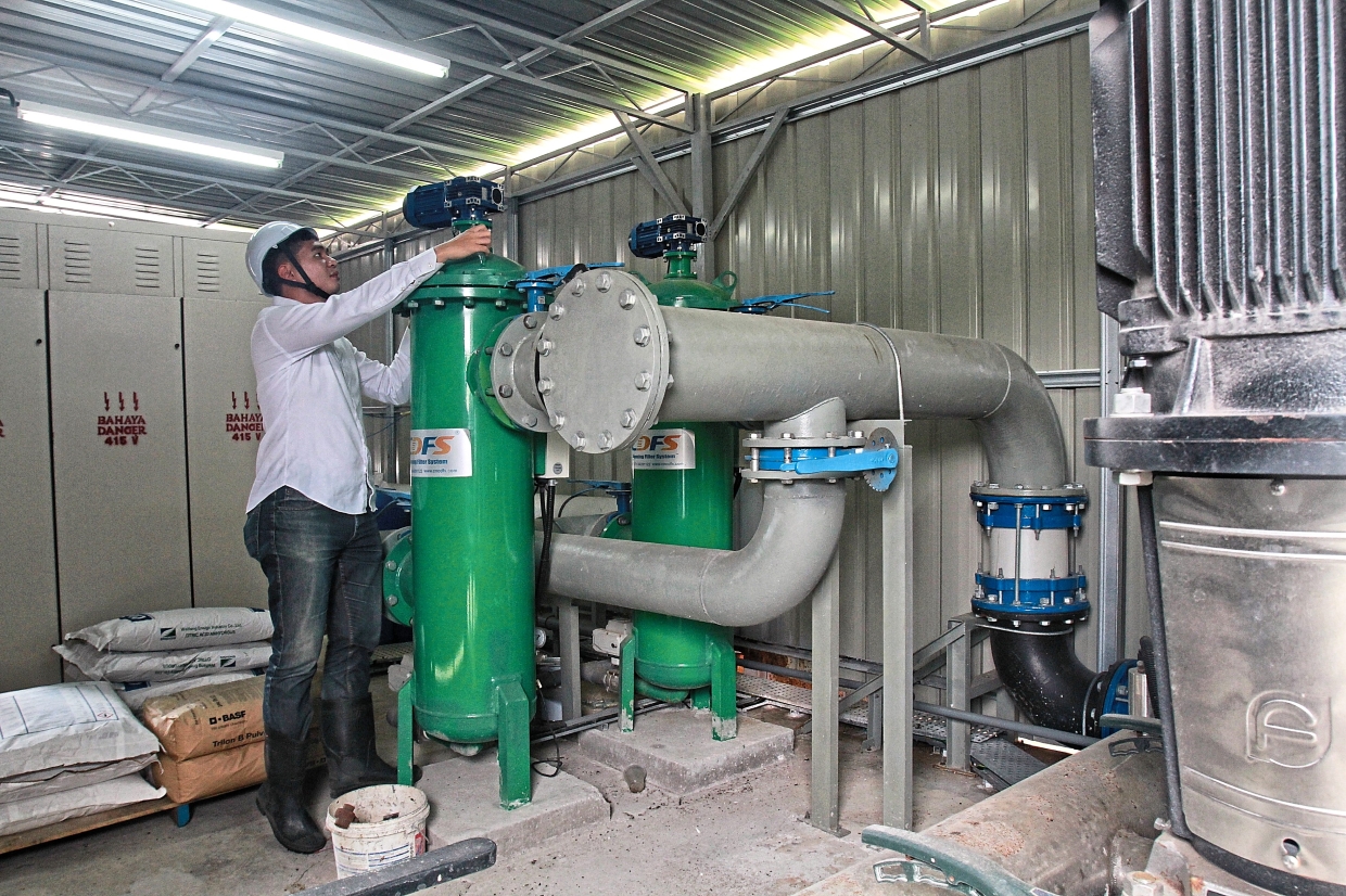 Industrial water treatment filtration equipment